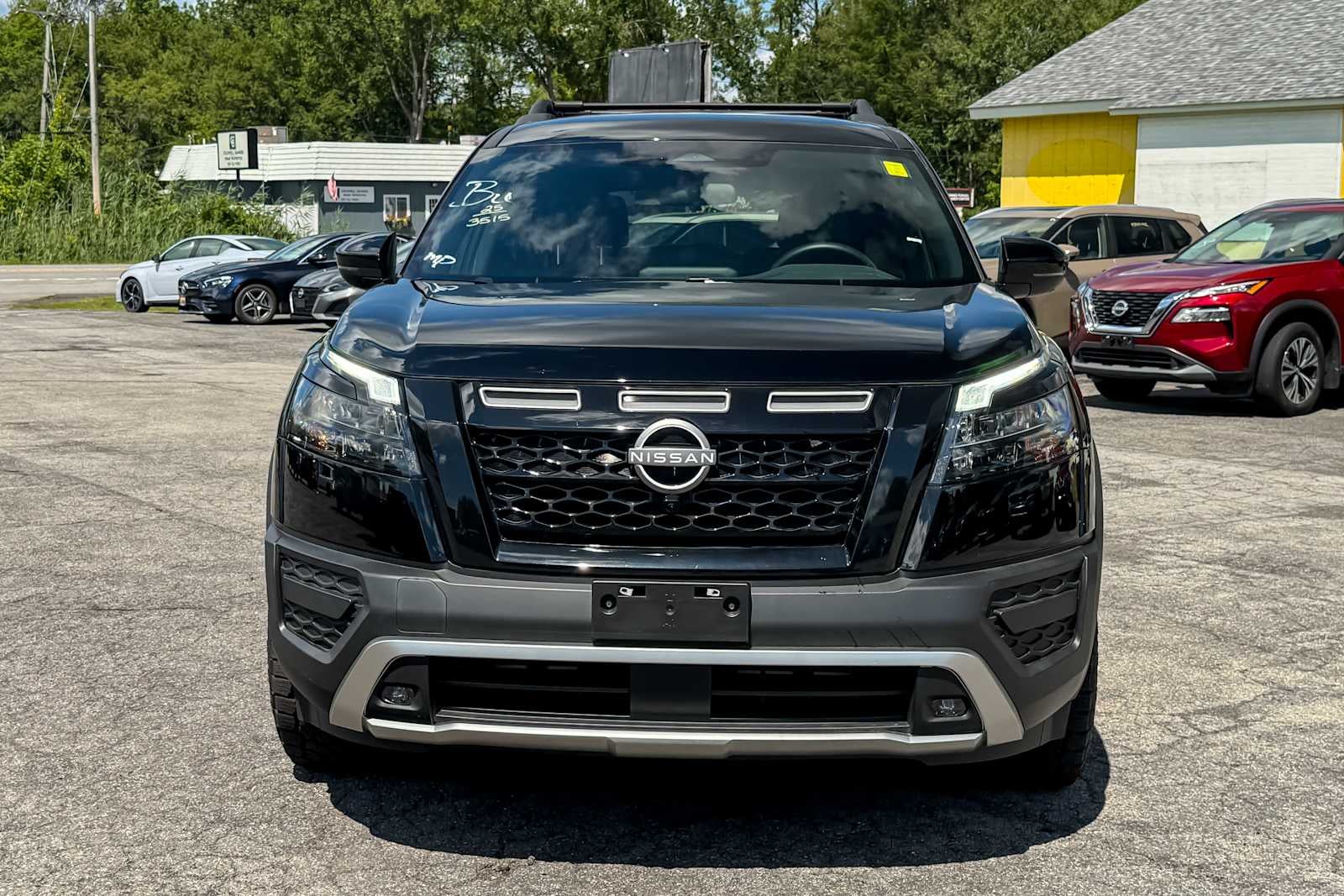 2025 Nissan Pathfinder Rock Creek®