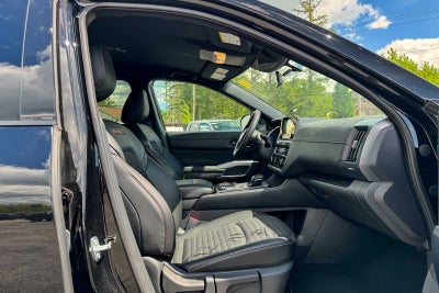 2025 Nissan Pathfinder Rock Creek®