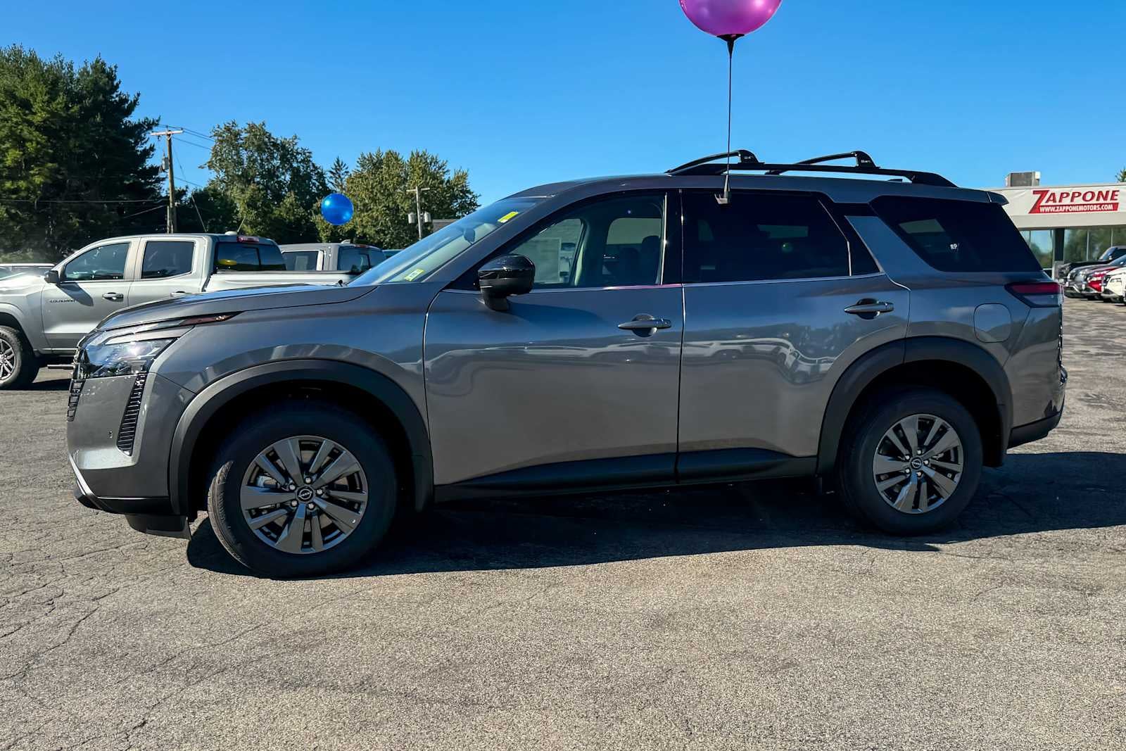 2026 Nissan Pathfinder SV