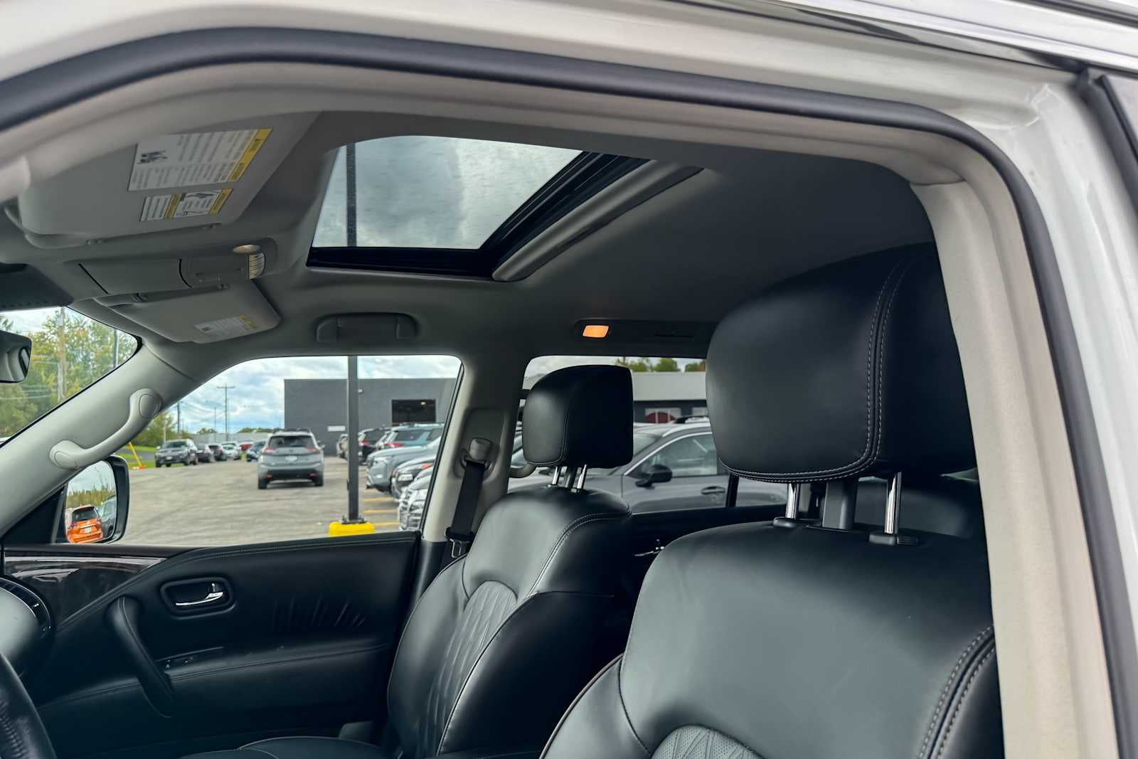 2023 Nissan Armada Platinum