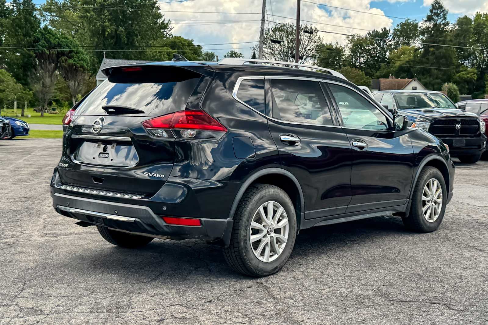 Used 2019 Nissan Rogue SV with VIN KNMAT2MV5KP540919 for sale in Johnstown, NY