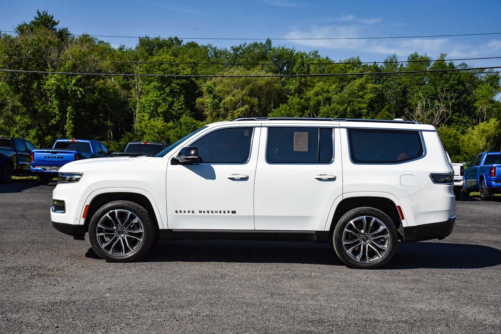 2023 Jeep Grand Wagoneer Series III