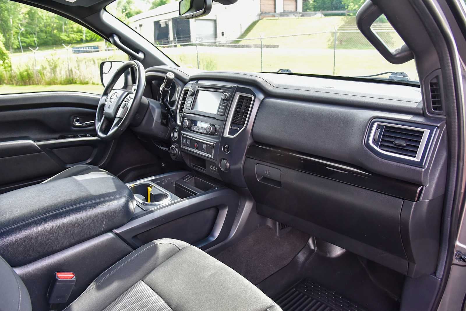 2019 Nissan Titan SV