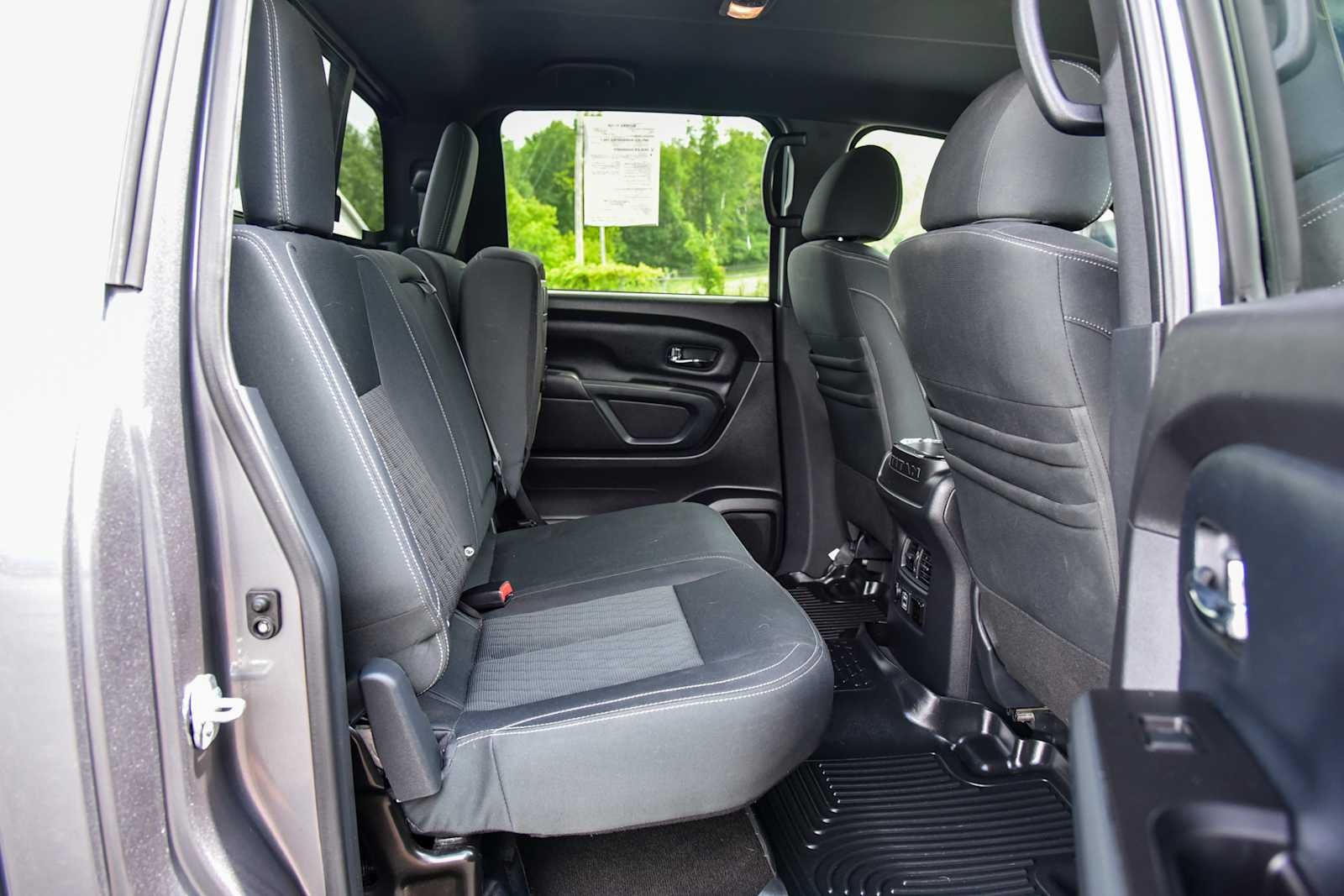2019 Nissan Titan SV