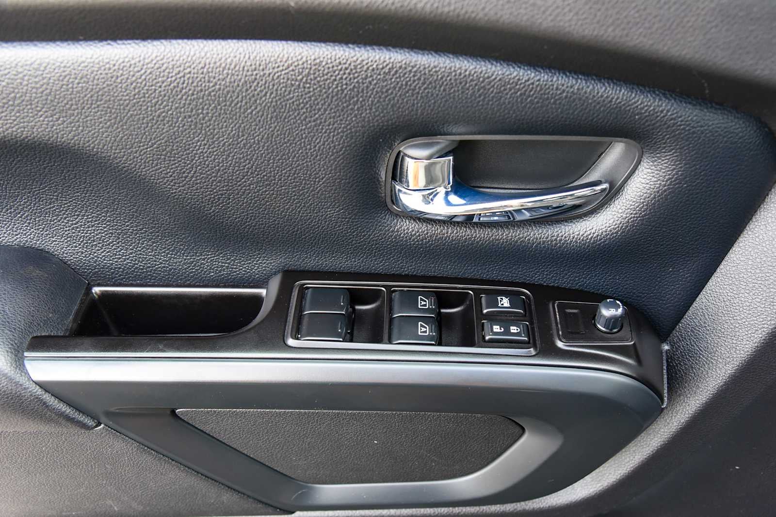 2019 Nissan Titan SV