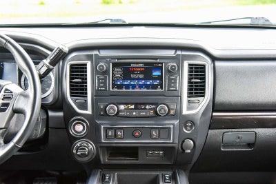 2019 Nissan Titan SV