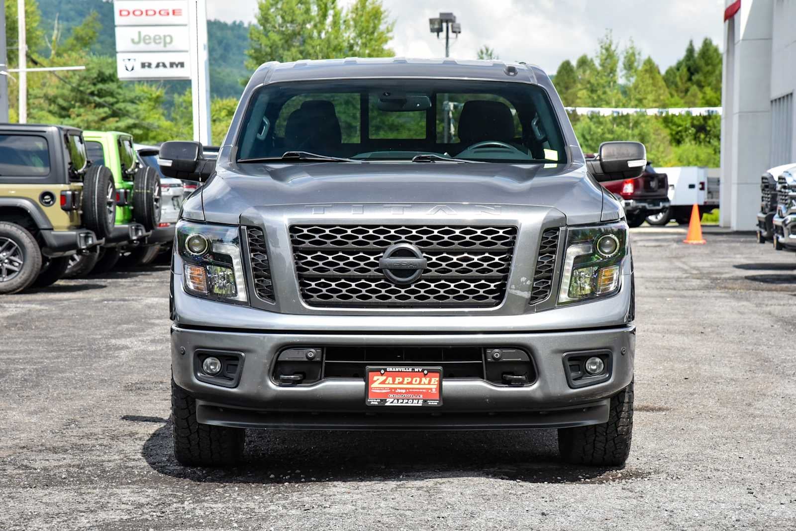 2019 Nissan Titan SV