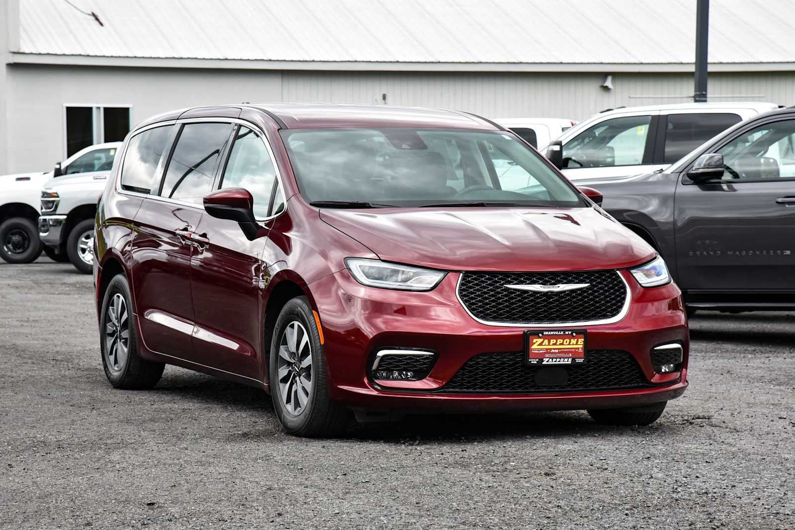 2023 Chrysler Pacifica Hybrid Touring L
