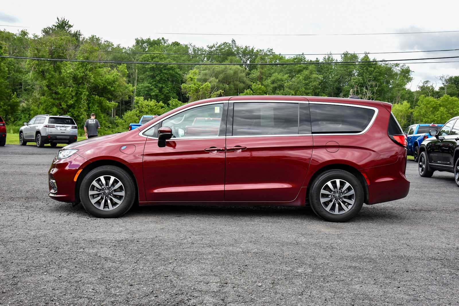 2023 Chrysler Pacifica Hybrid Touring L