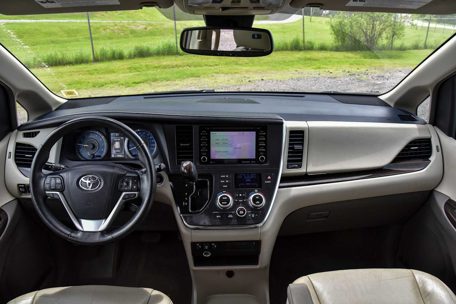 2018 Toyota Sienna XLE Premium