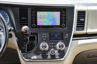 2018 Toyota Sienna XLE Premium
