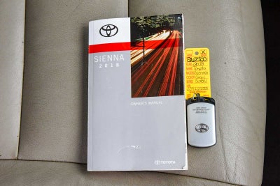 2018 Toyota Sienna XLE Premium