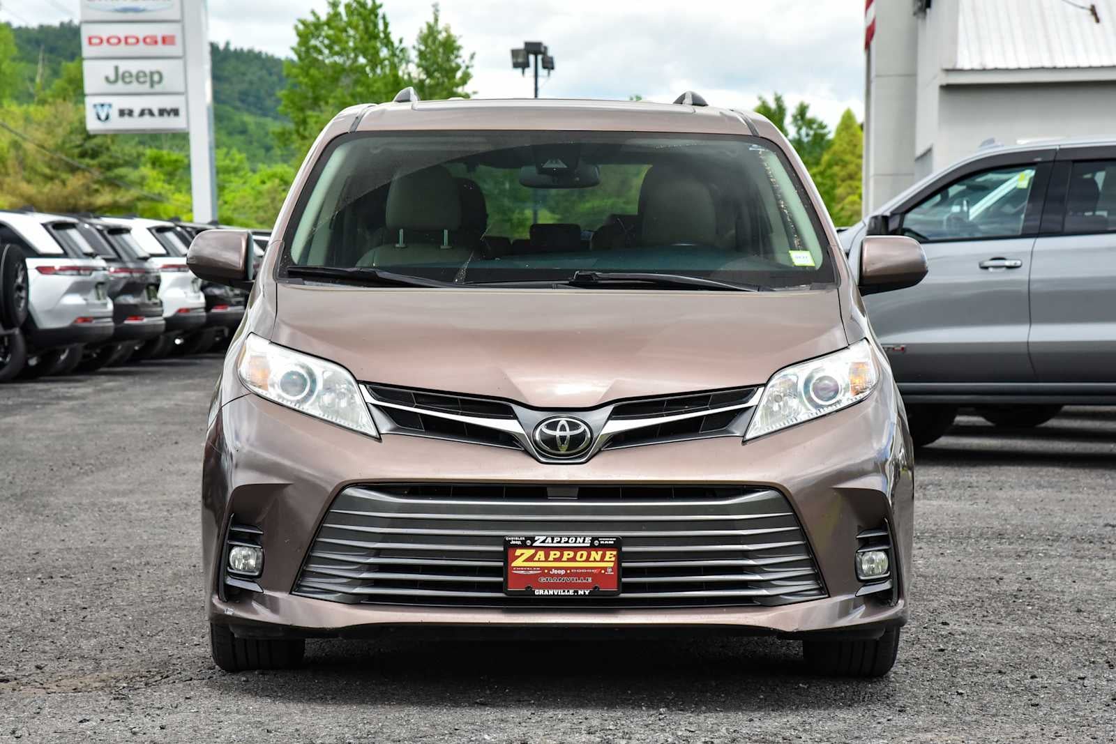 2018 Toyota Sienna XLE Premium